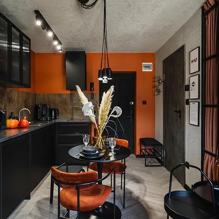 Wolf Apartment